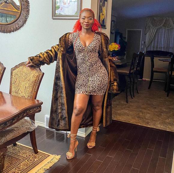 Meet your Posher, Roberta - Picture 1 of 16